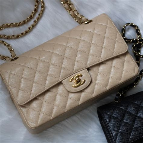 chanel medium beige clair